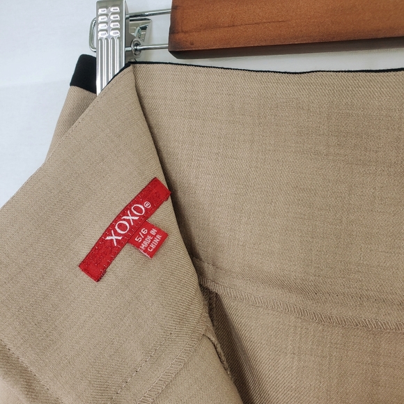 XOXO Tan Women's Three Piece Blazer Suit - Picture 14 of 16